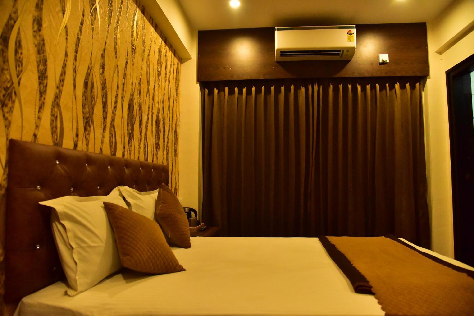 Meadows Hotel 3*