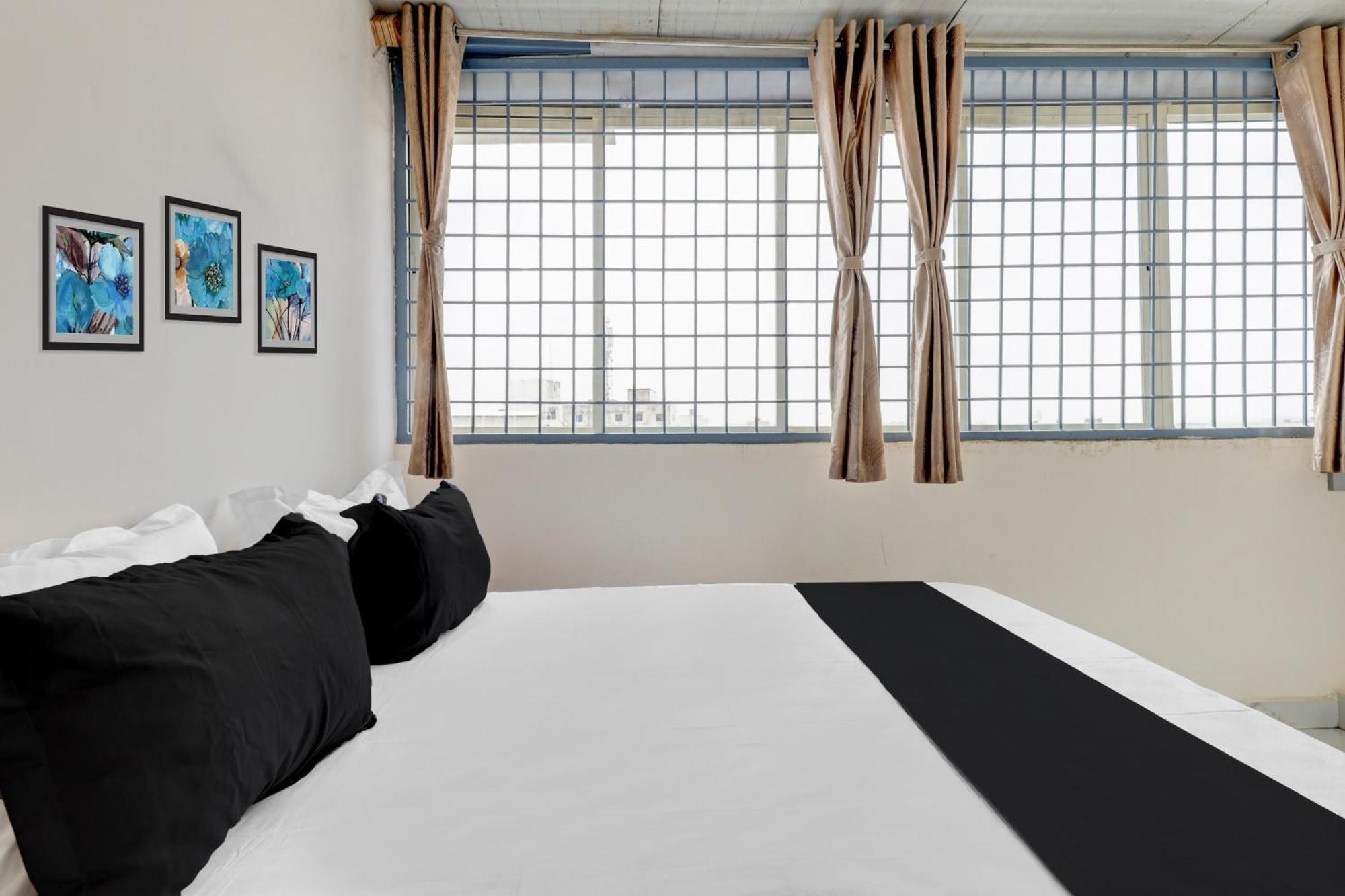 Hotel O Nandi Grand In Mysore