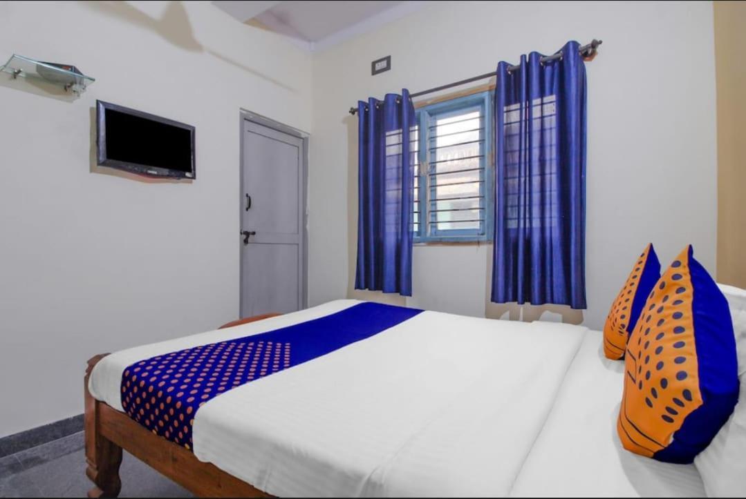 Hotel Hk Residency Mysore