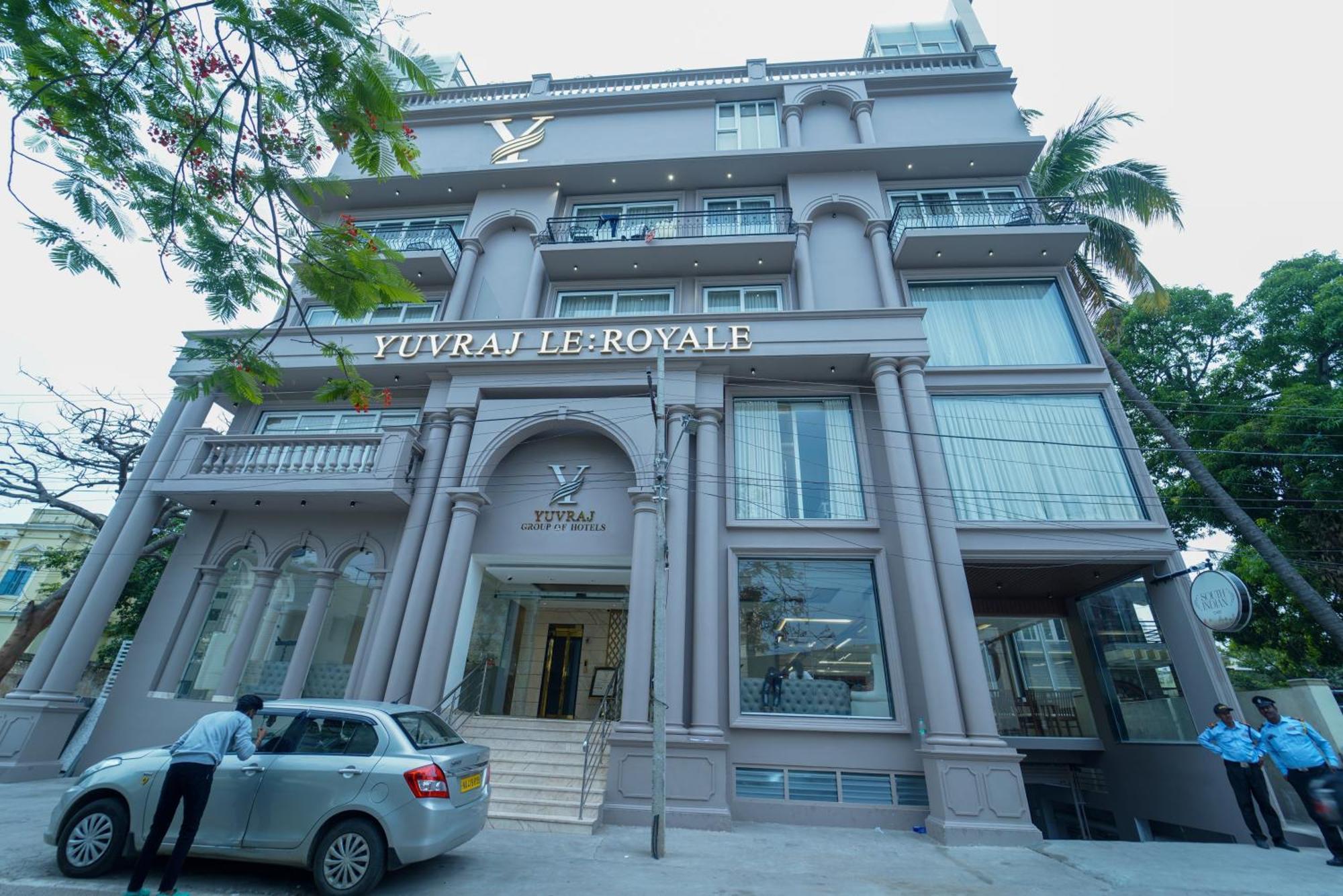 Hotel Yuvraj Le: Royale 3*