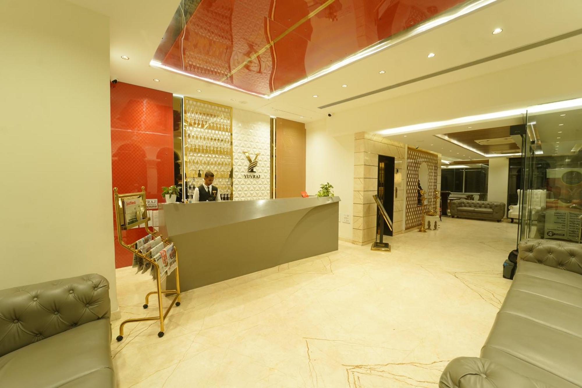 Yuvraj Le: Royale Mysore
