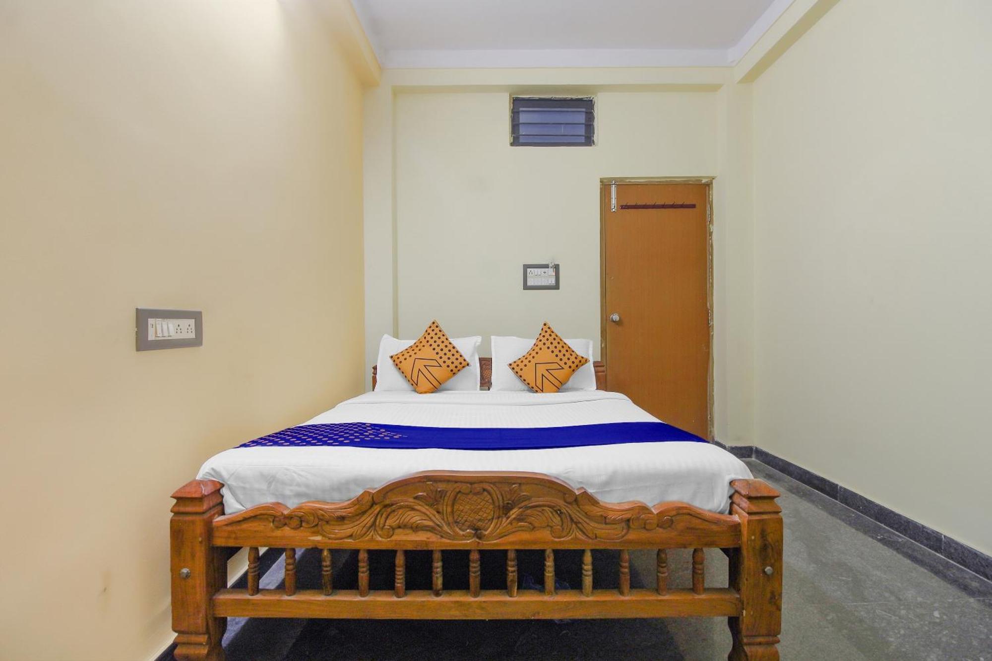 O H K Residency 2* Mysore