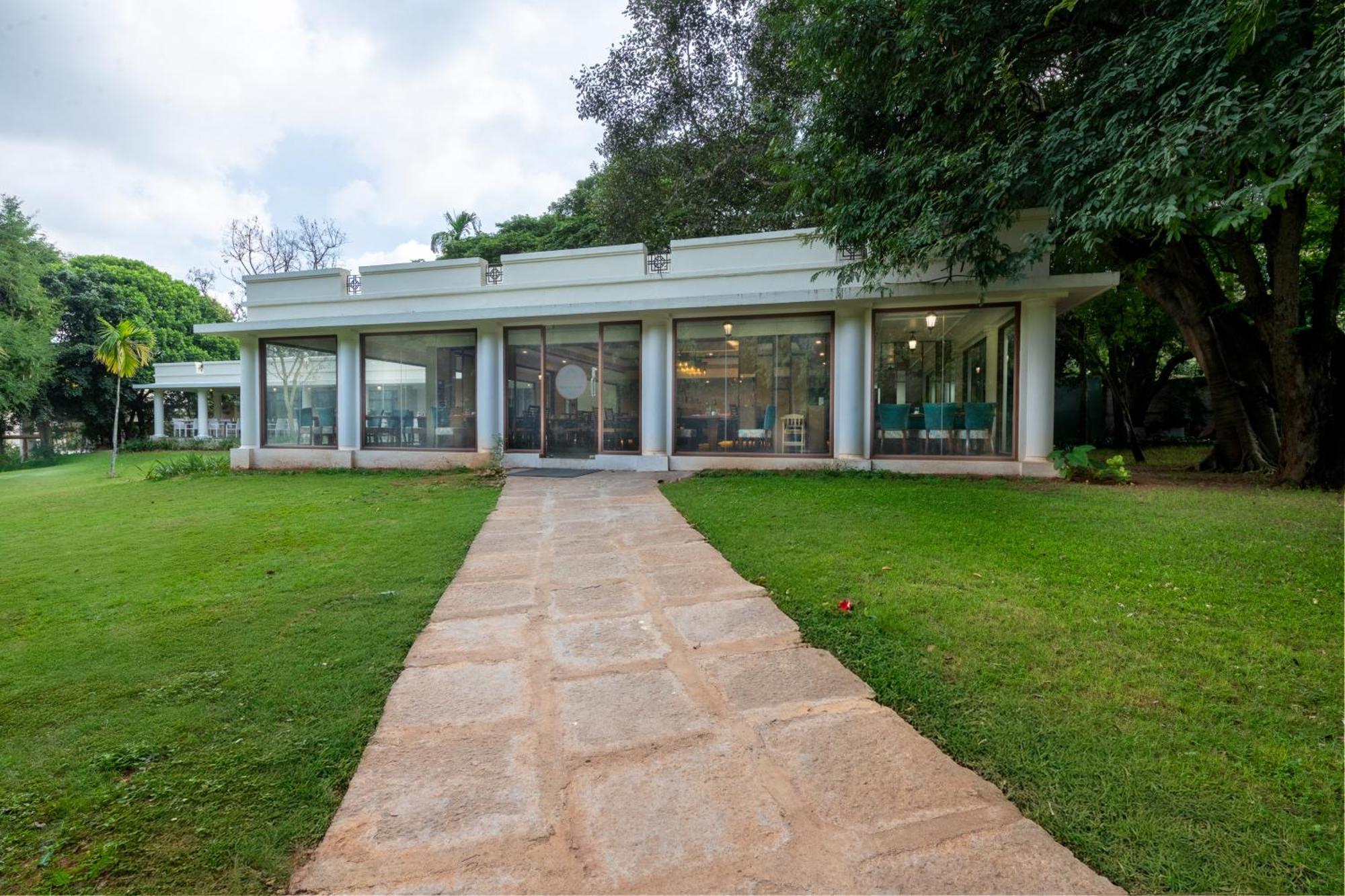Resort Club Mahindra Golden Landmark, *