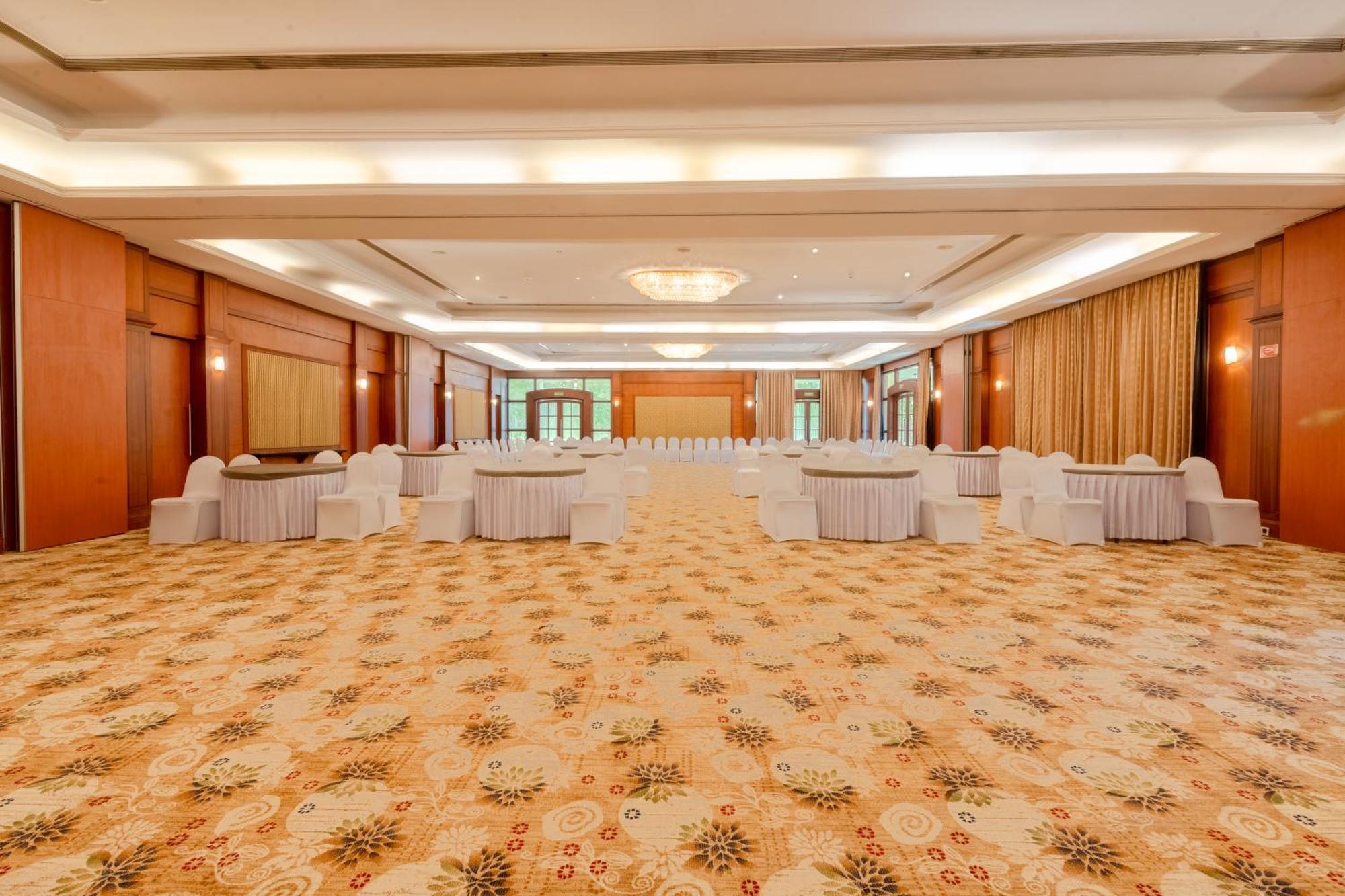 Resort Club Mahindra Golden Landmark, Mysore