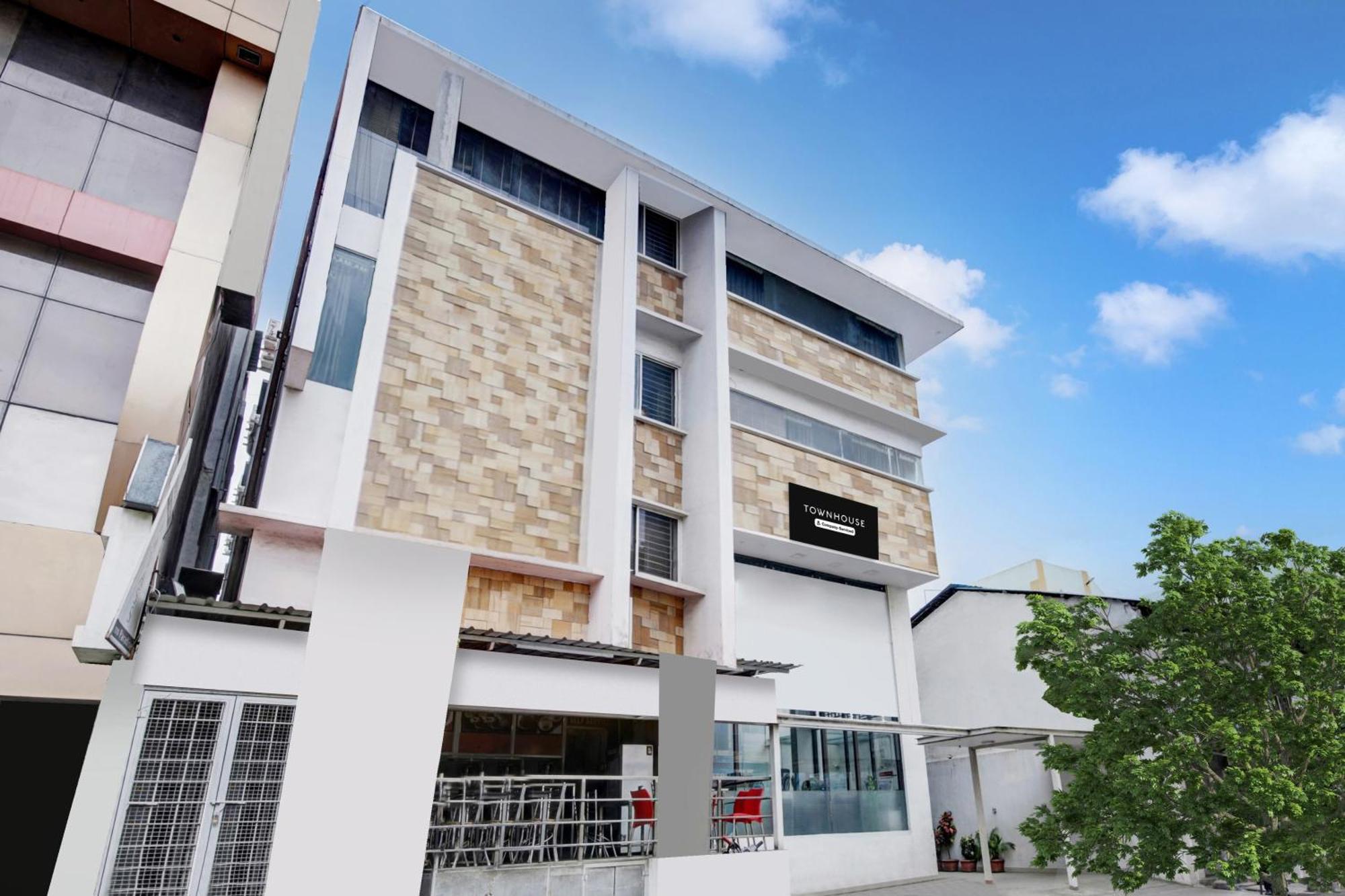 Townhouse Center Near Palace Formerly Aavass Hotel *
