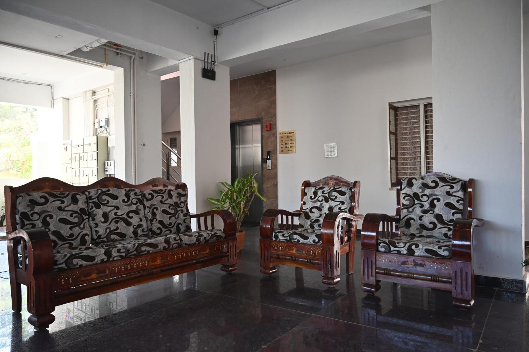 Apartment Surya -service