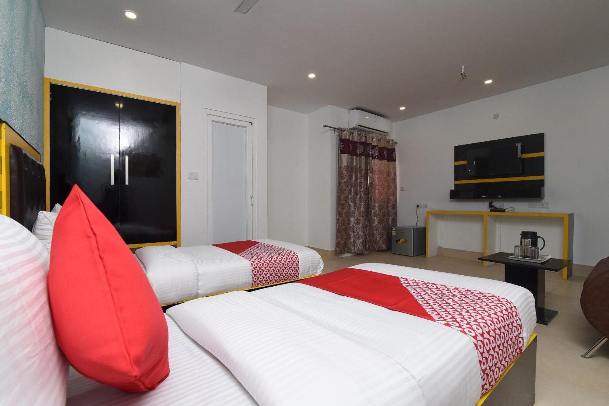 Hotel O New Vinay Residency