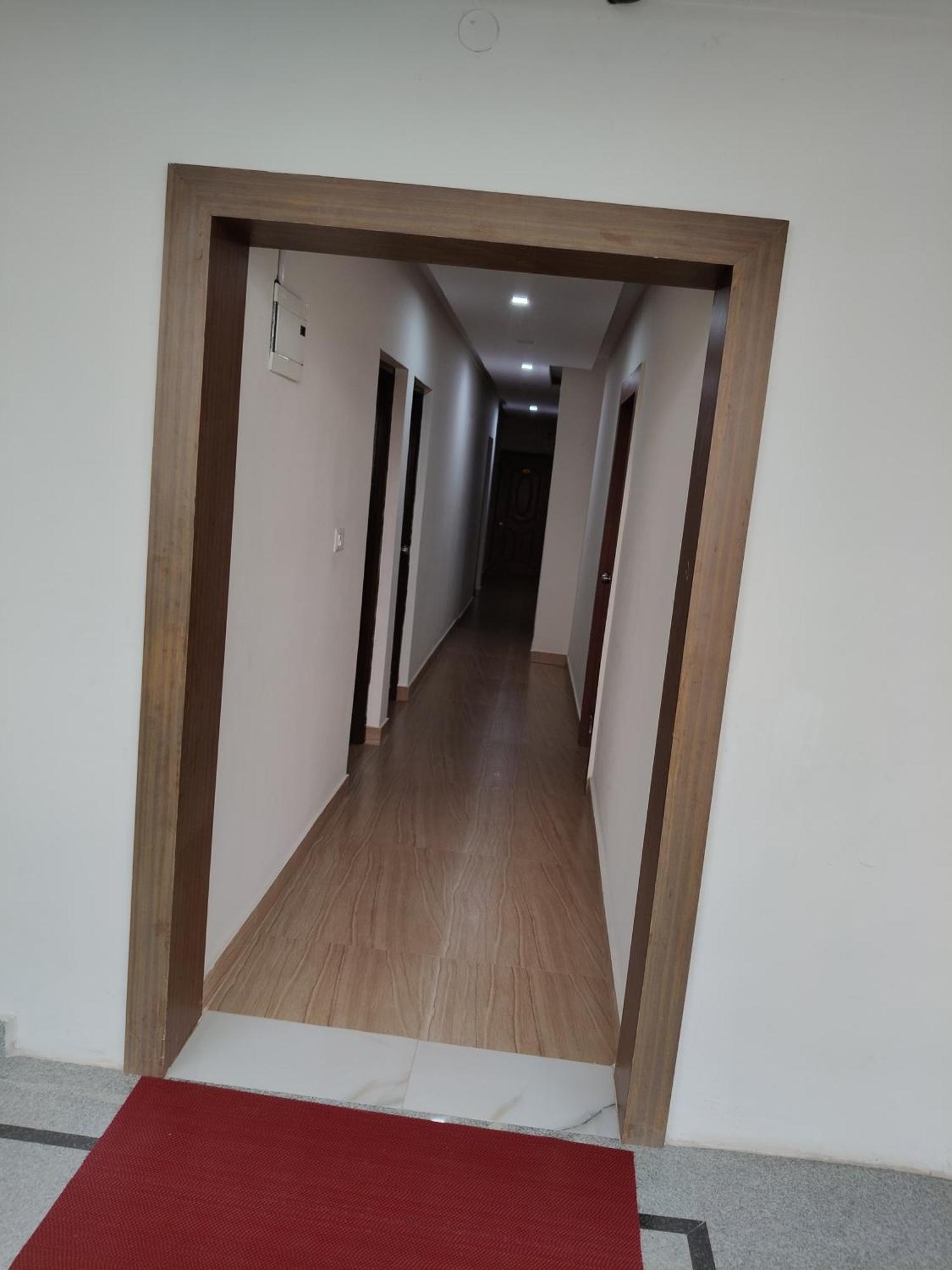 Hotel Nandan Suits 3*