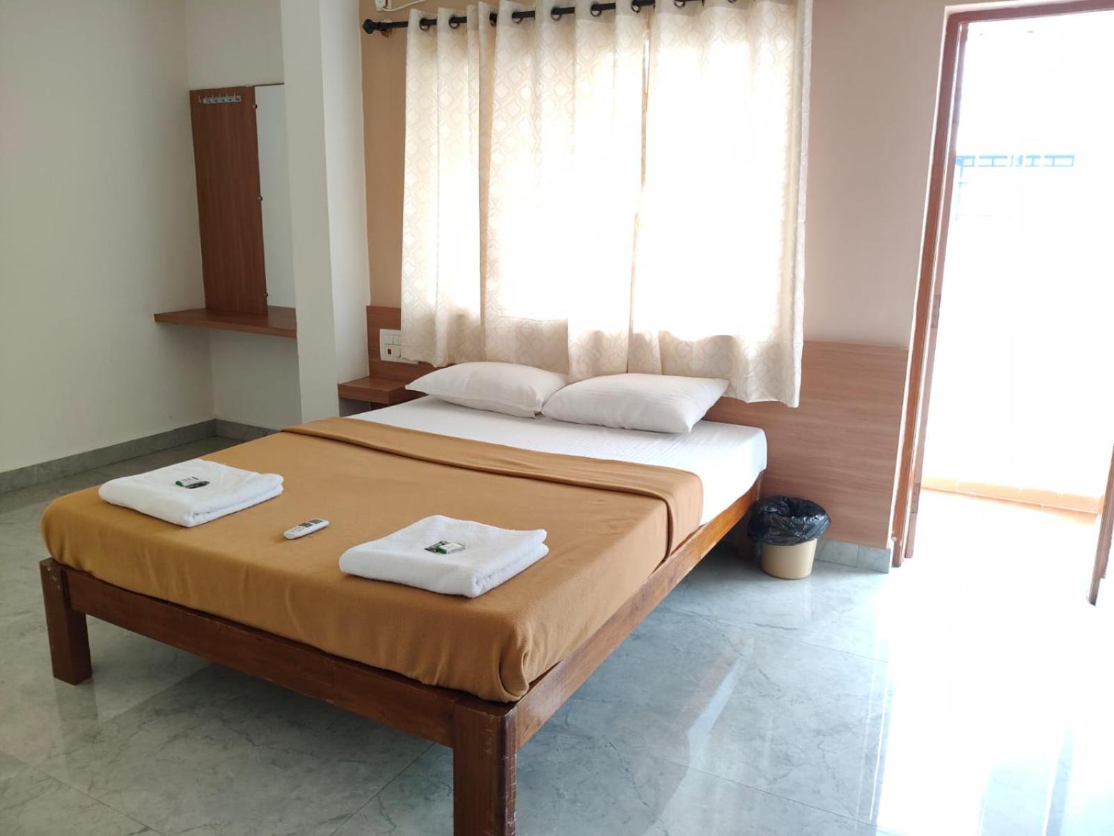Hotel Nandan Suits 3*