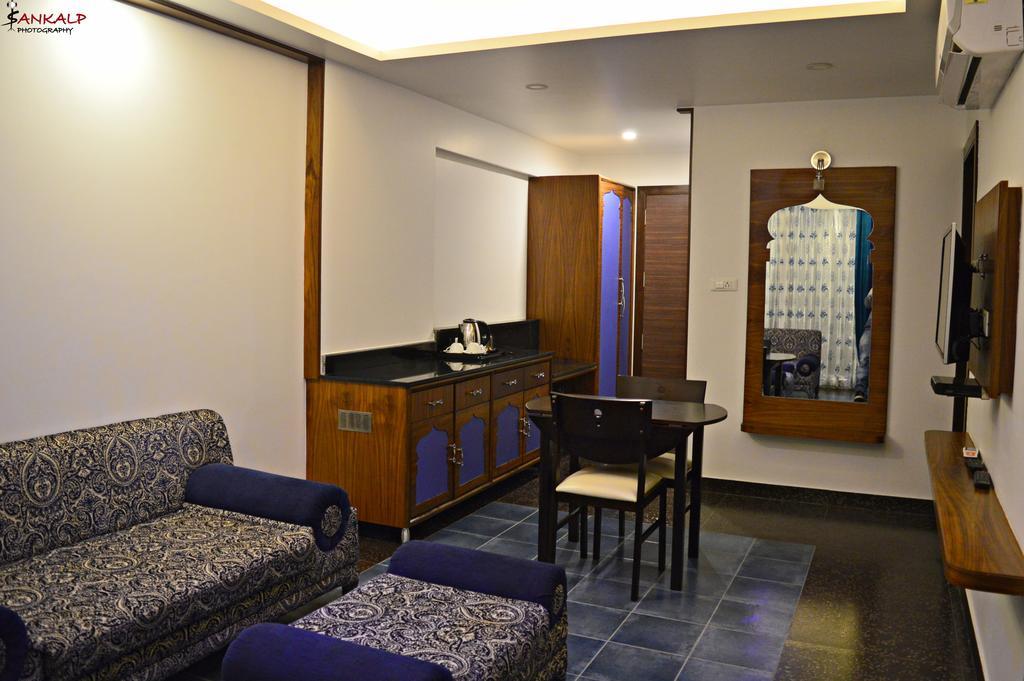 Sepoy Grande Hotel