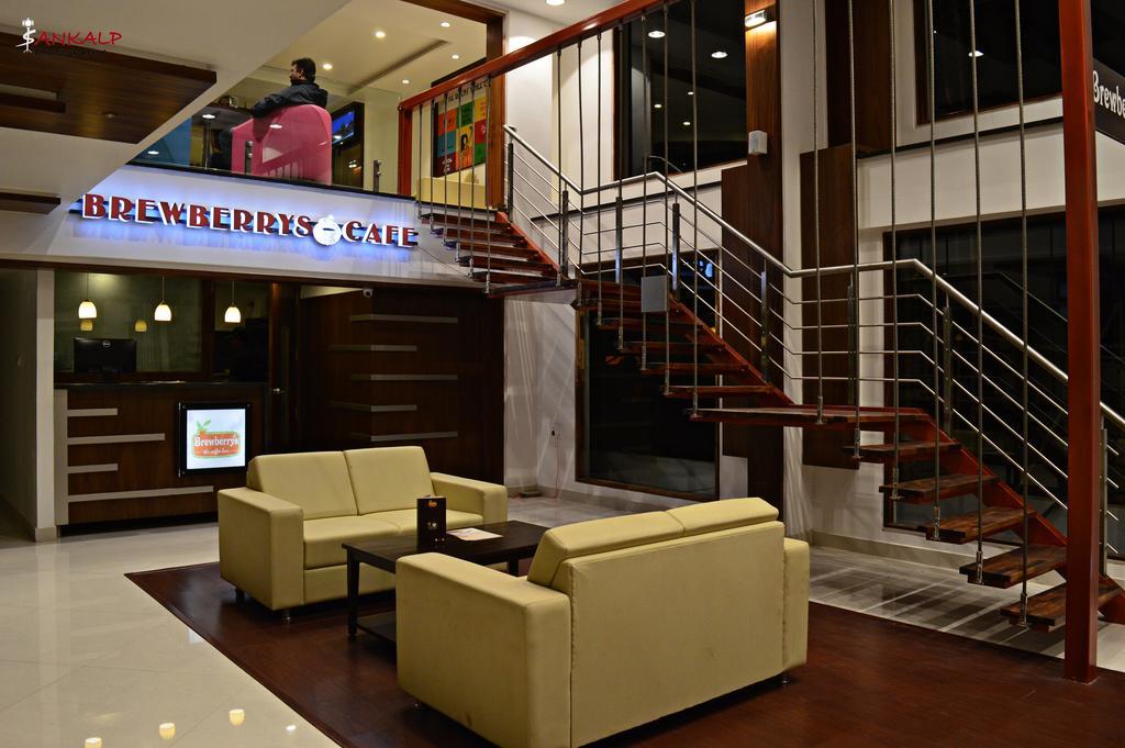 Sepoy Grande Hotel