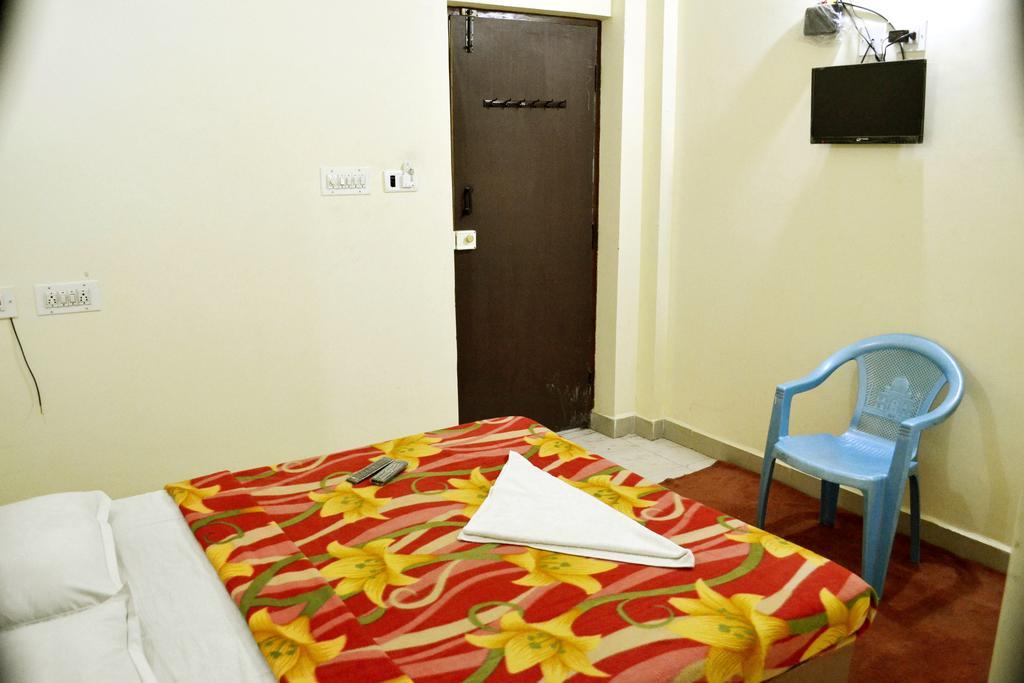 Galaxy Comforts Hotel Mysore