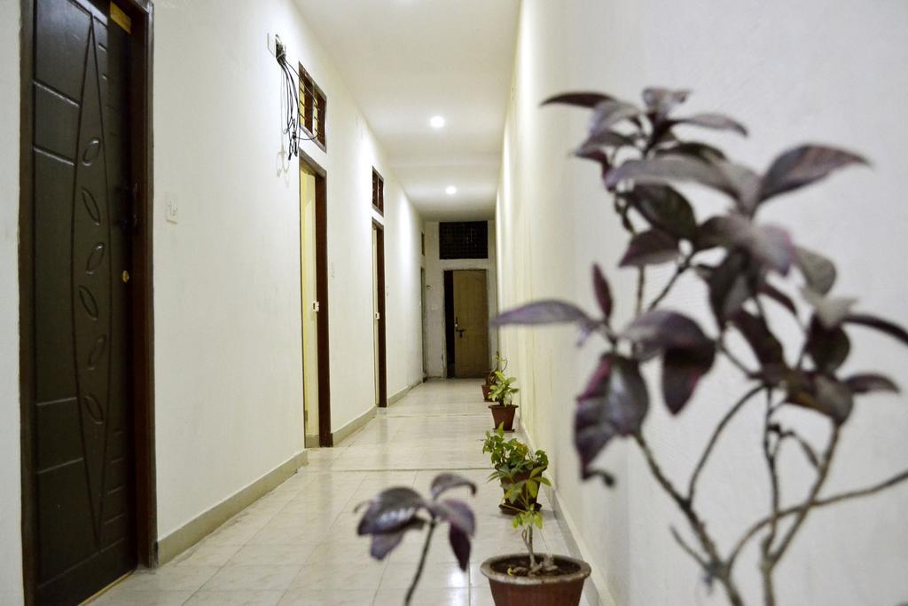 Hotel Galaxy Comforts 2*