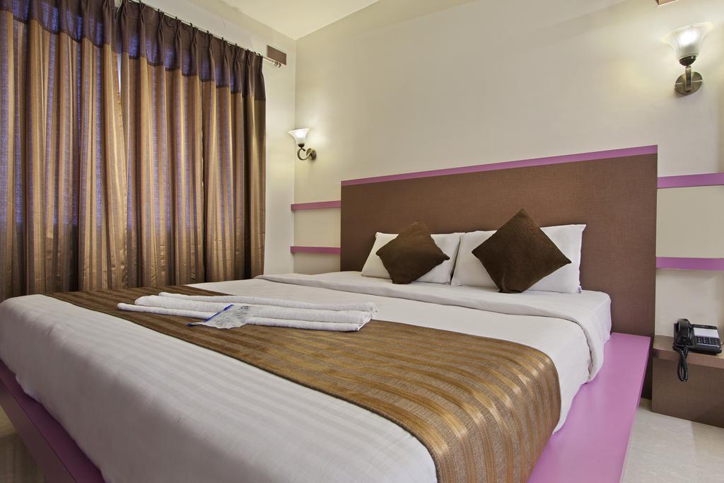 Mannars Residency Lodge Mysore