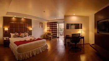 Hotel Oyo Premium 4*