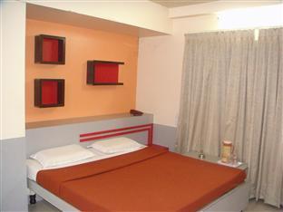 Mannars Residency Lodge *