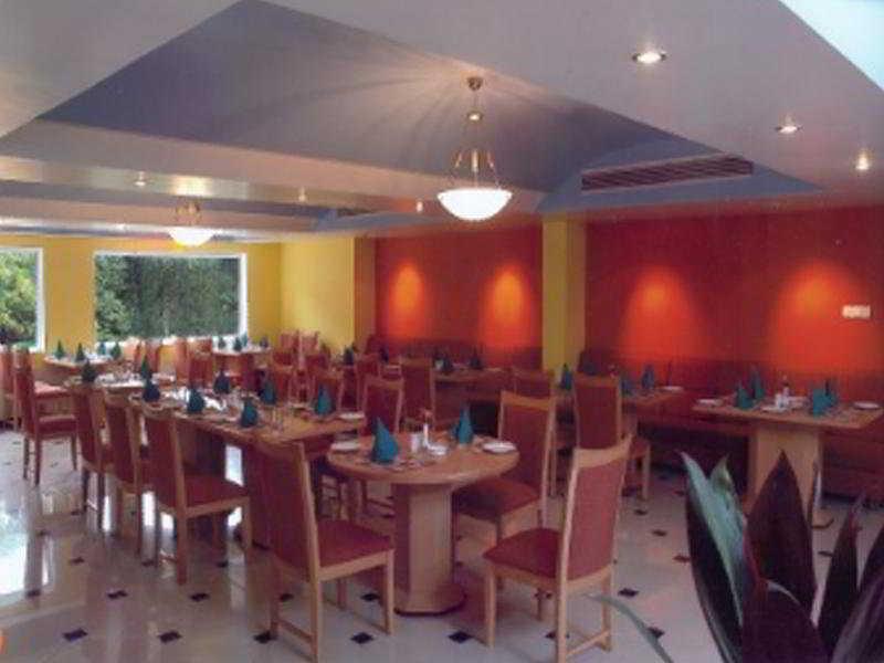 Hotel Ramanashree 3*