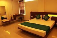 Oyo Vv Puram 3*