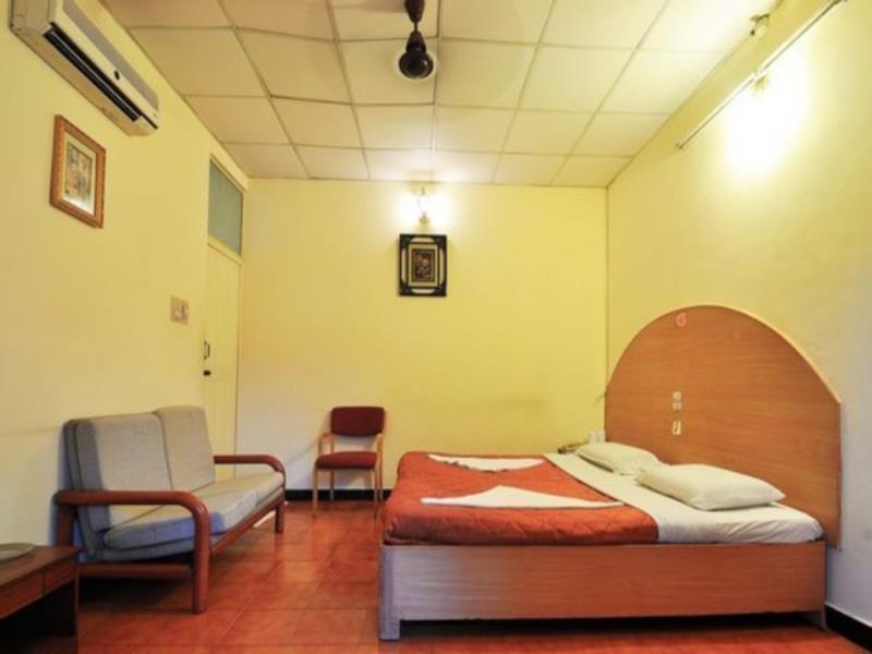 White Orchid Resorts 2*
