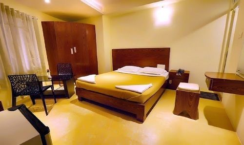 Fabhotel Olive Comforts