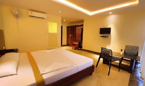 Fabhotel Olive Comforts Hotel 3*