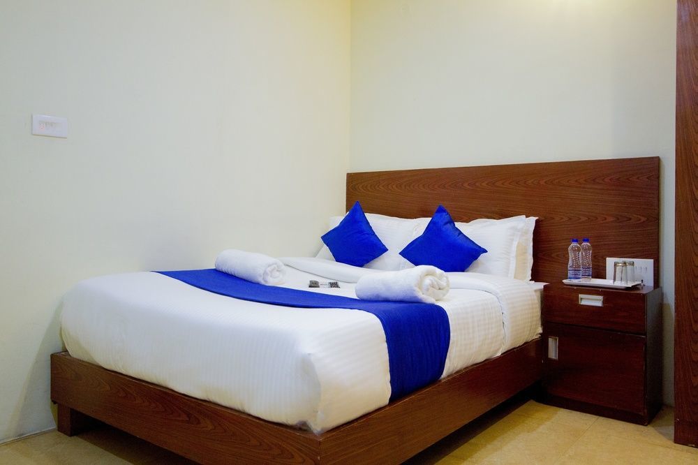 Fabhotel Olive Comforts