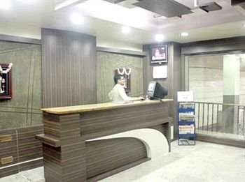 Mannars Deluxe Hotel 2*