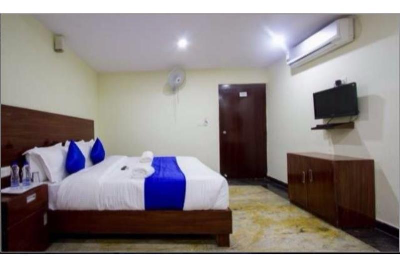 Fabhotel Olive Comforts Hotel 3*