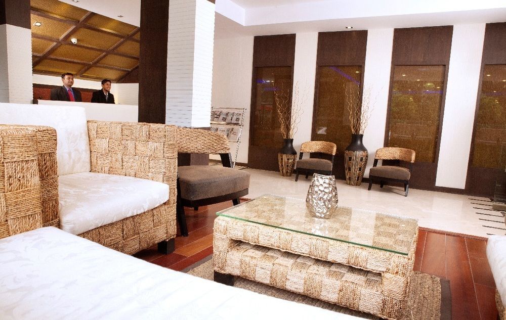 Sk Elegance Hotel