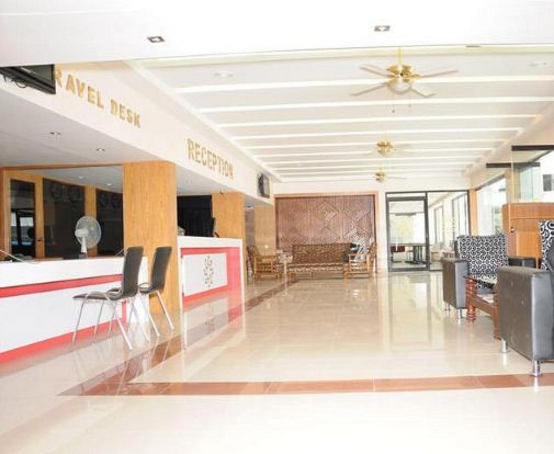 Complex Hotel