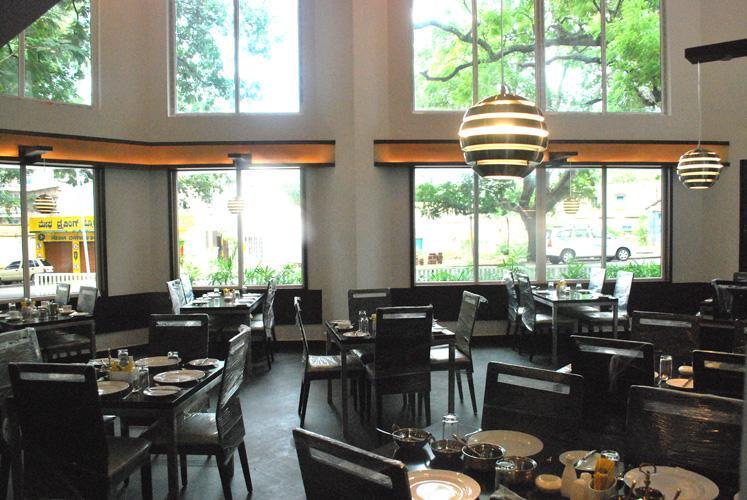 Hotel Jade Garden 3*