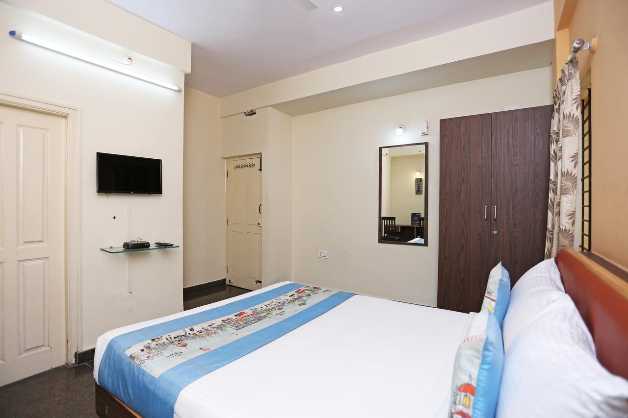 Hotel Oyo Flagship 082