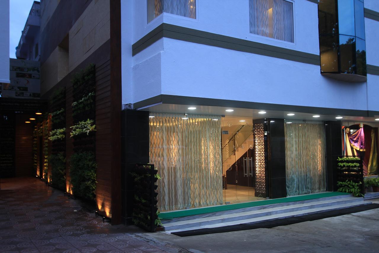 Hotel Sandesh Pride