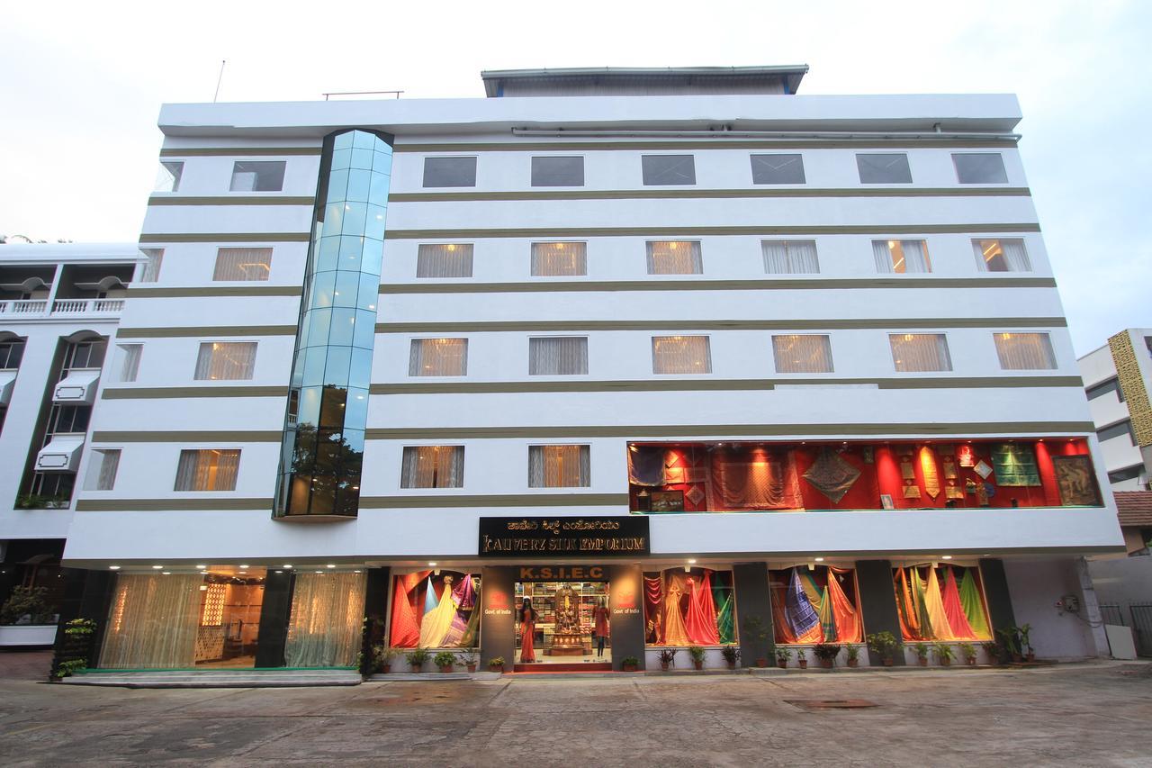 Hotel Sandesh Pride