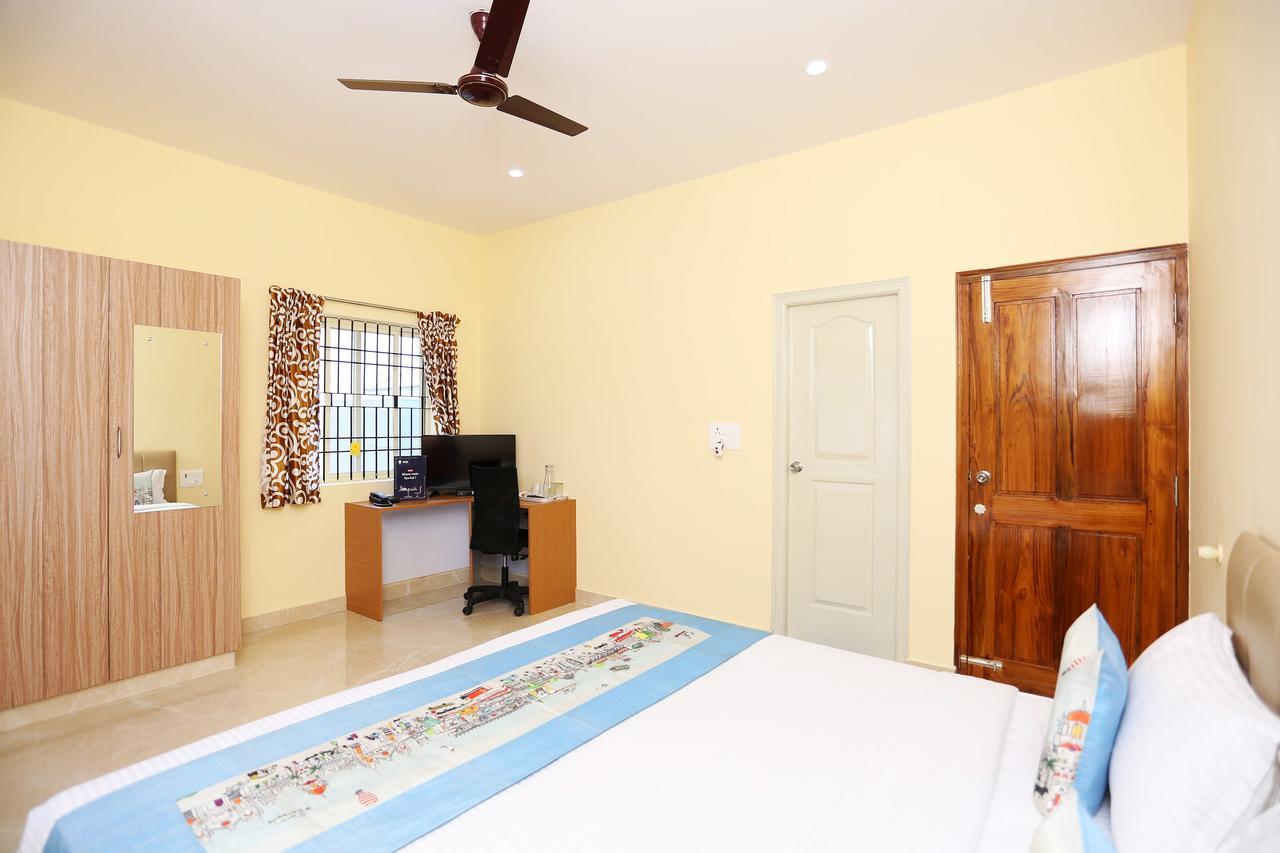 Hotel Oyo 9414 Golden Nest