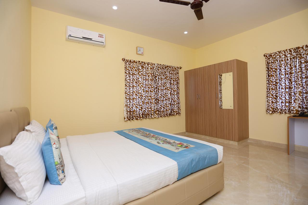 Oyo 9414 Golden Nest Hotel 3*