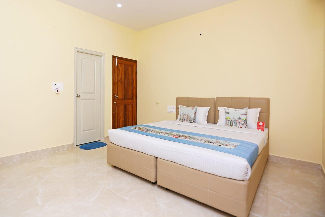 Oyo 9414 Golden Nest 3*