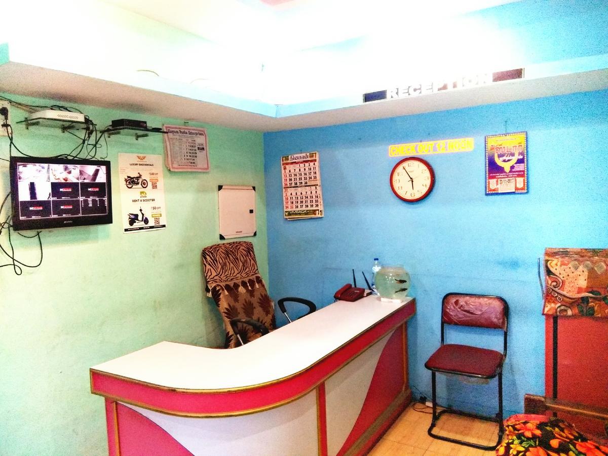 Lodge Happy Stays @ Hk Residency