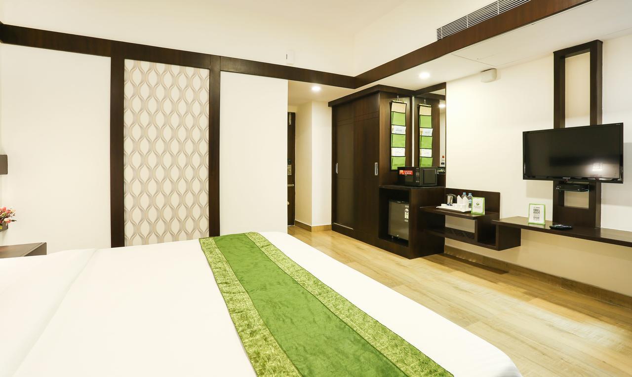Treebo Premium Akshaya Mahal Hotel 4*