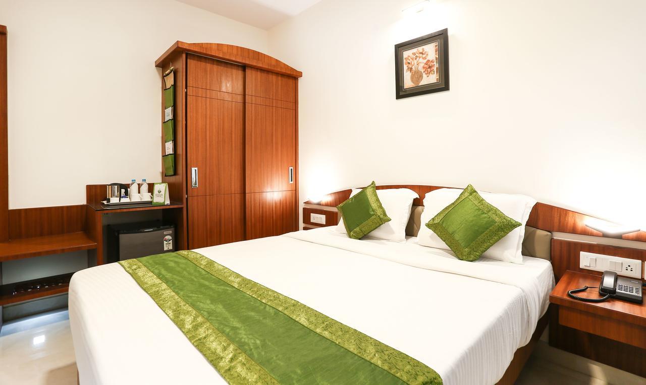 Hotel Treebo Premium Akshaya Mahal 4*