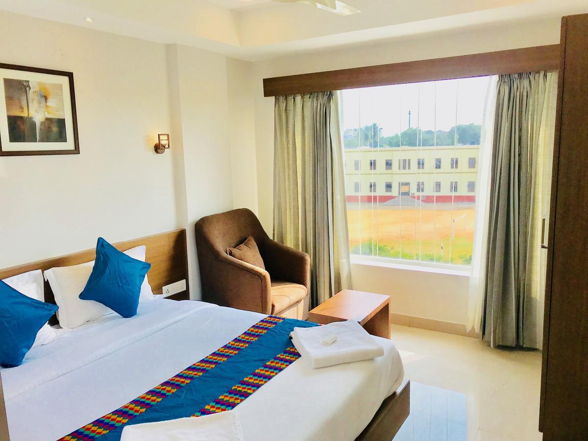 Regalia &suites