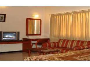 Hotel Bombay Tiffanys 2*