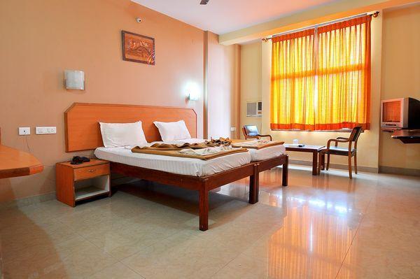 Sreeya Comforts Hotel