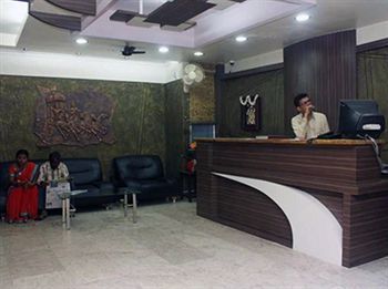 Mannars Deluxe Hotel
