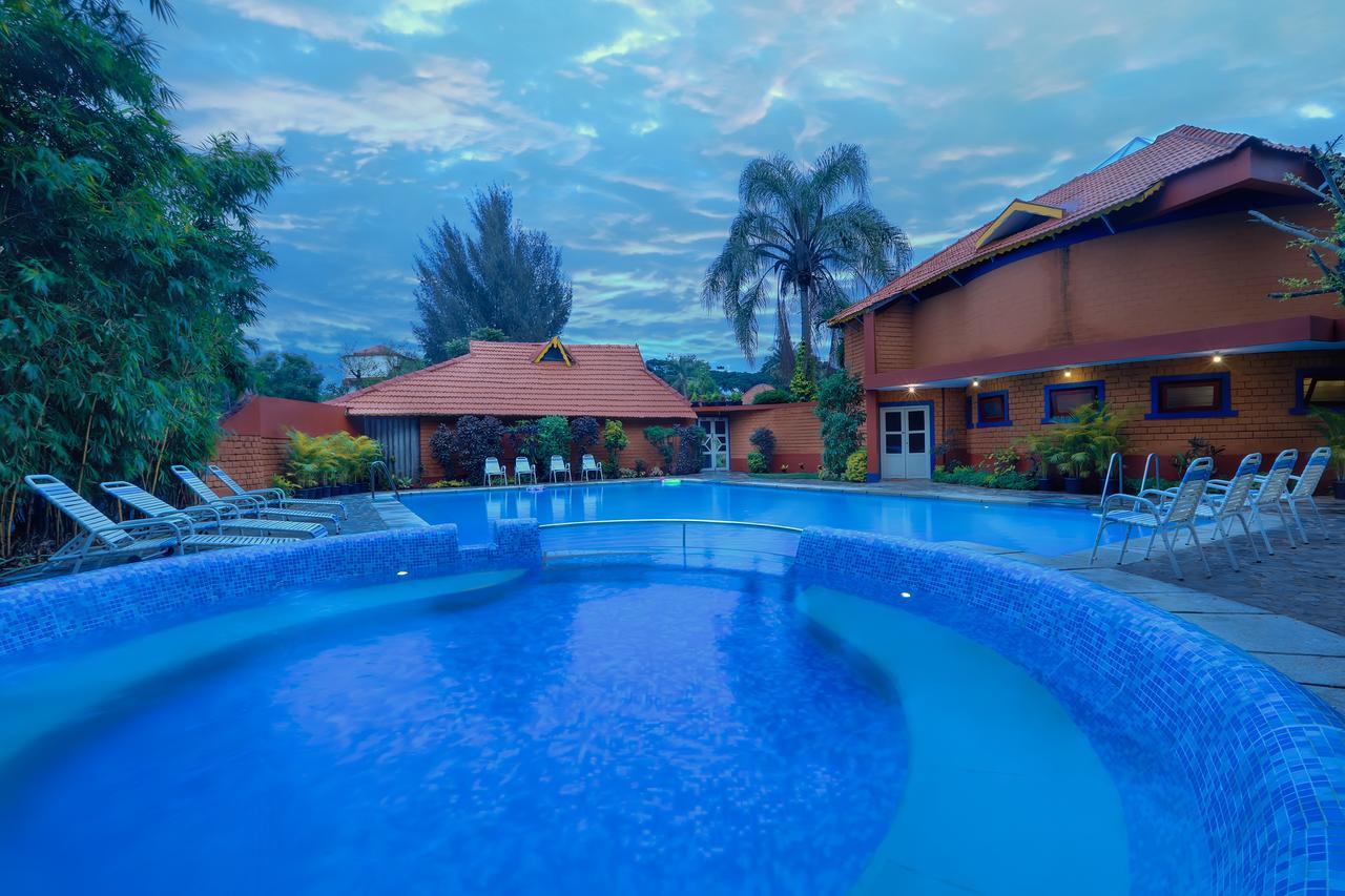 Resort The Village 4*