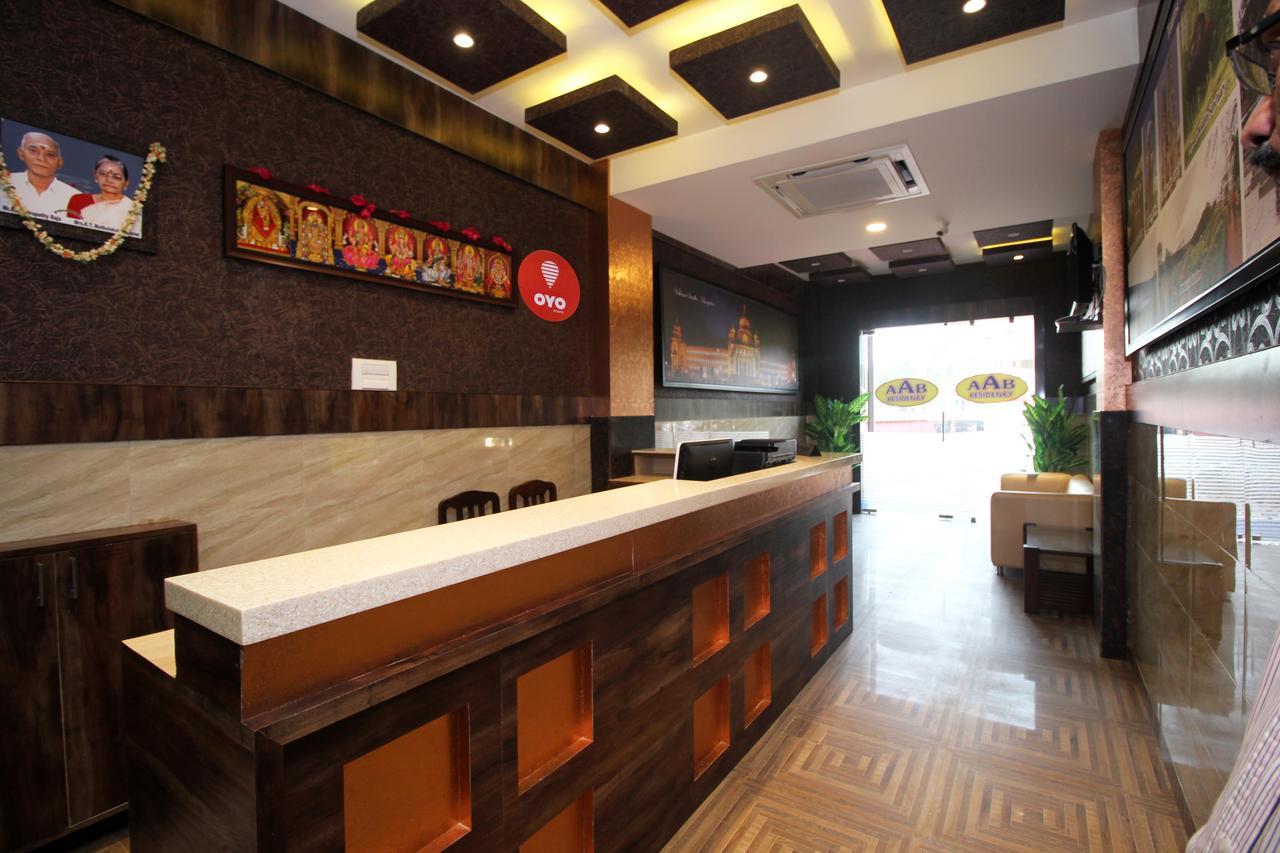 Hotel Oyo 7765 A2b Residency Railway Station 3*