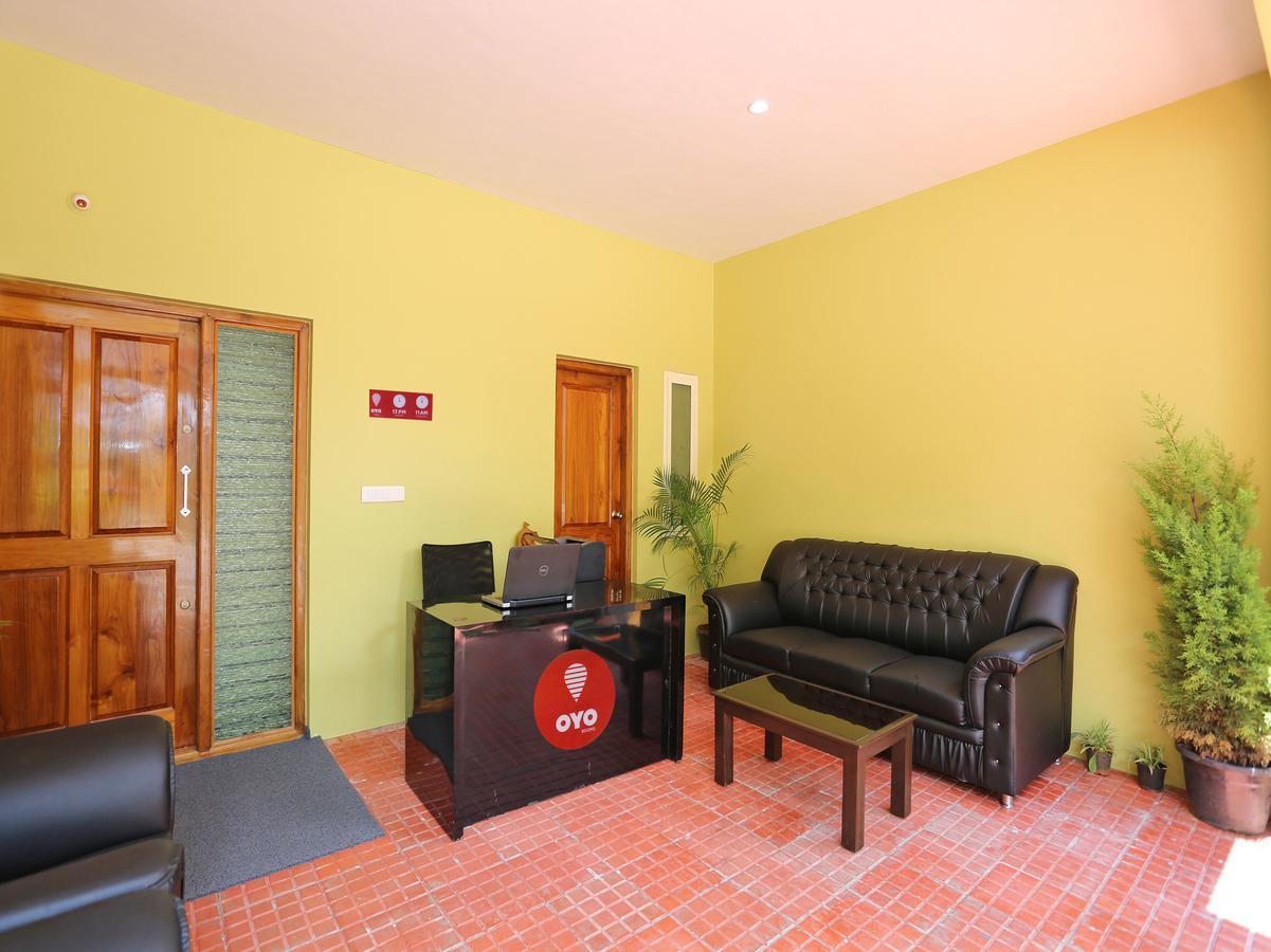 Hotel Oyo 9414 Golden Nest