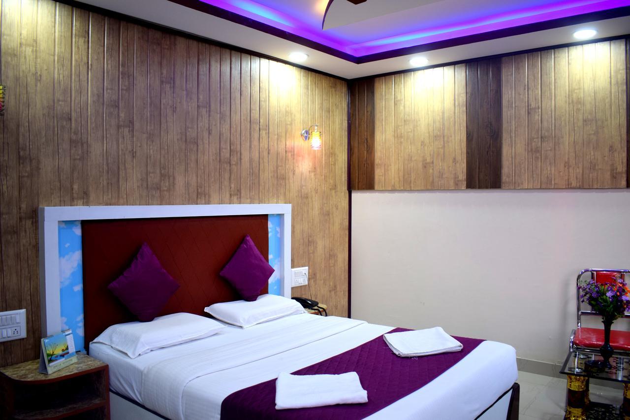 Hotel Kaveri Palace
