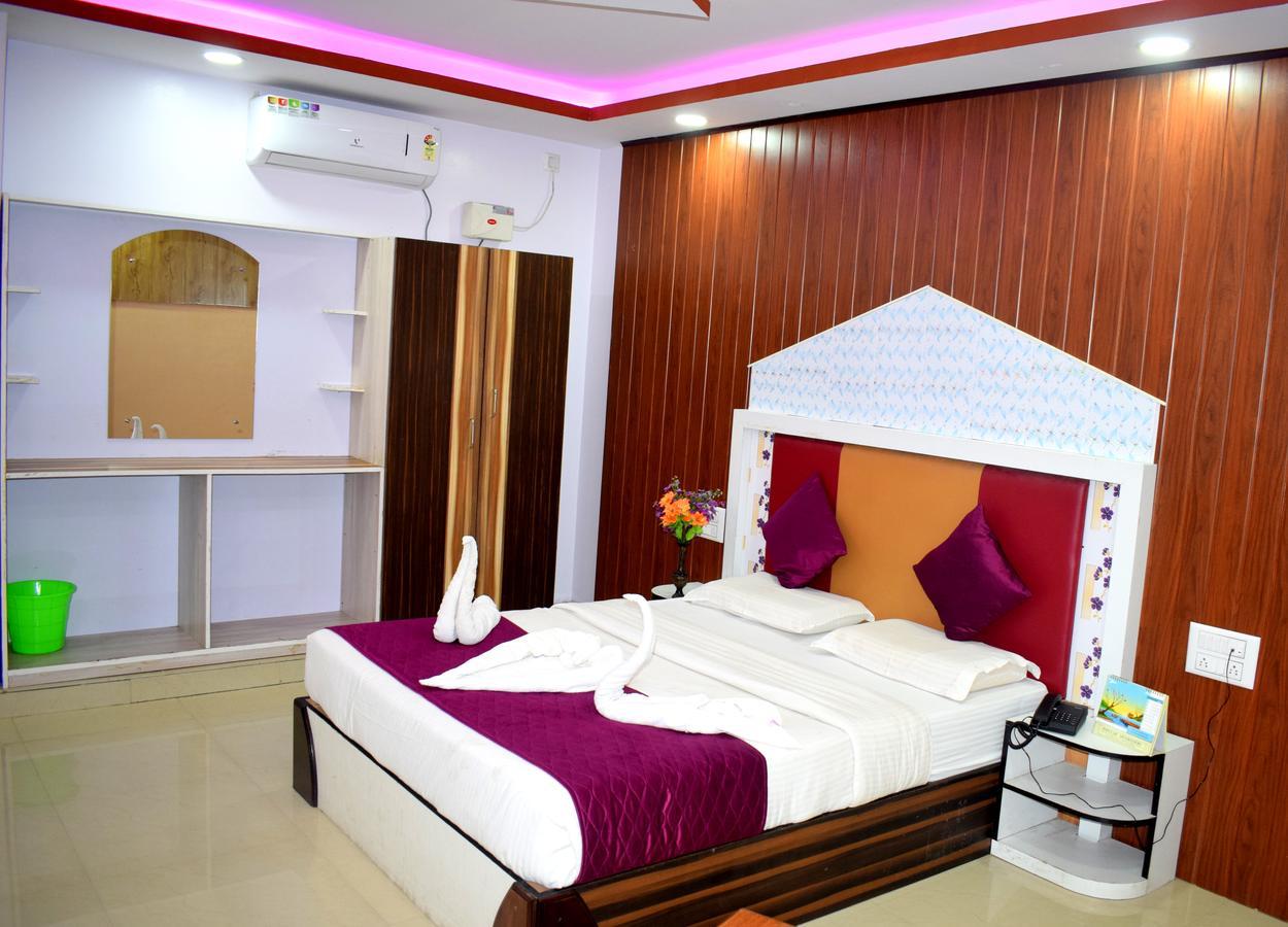Kaveri Palace Hotel Mysore
