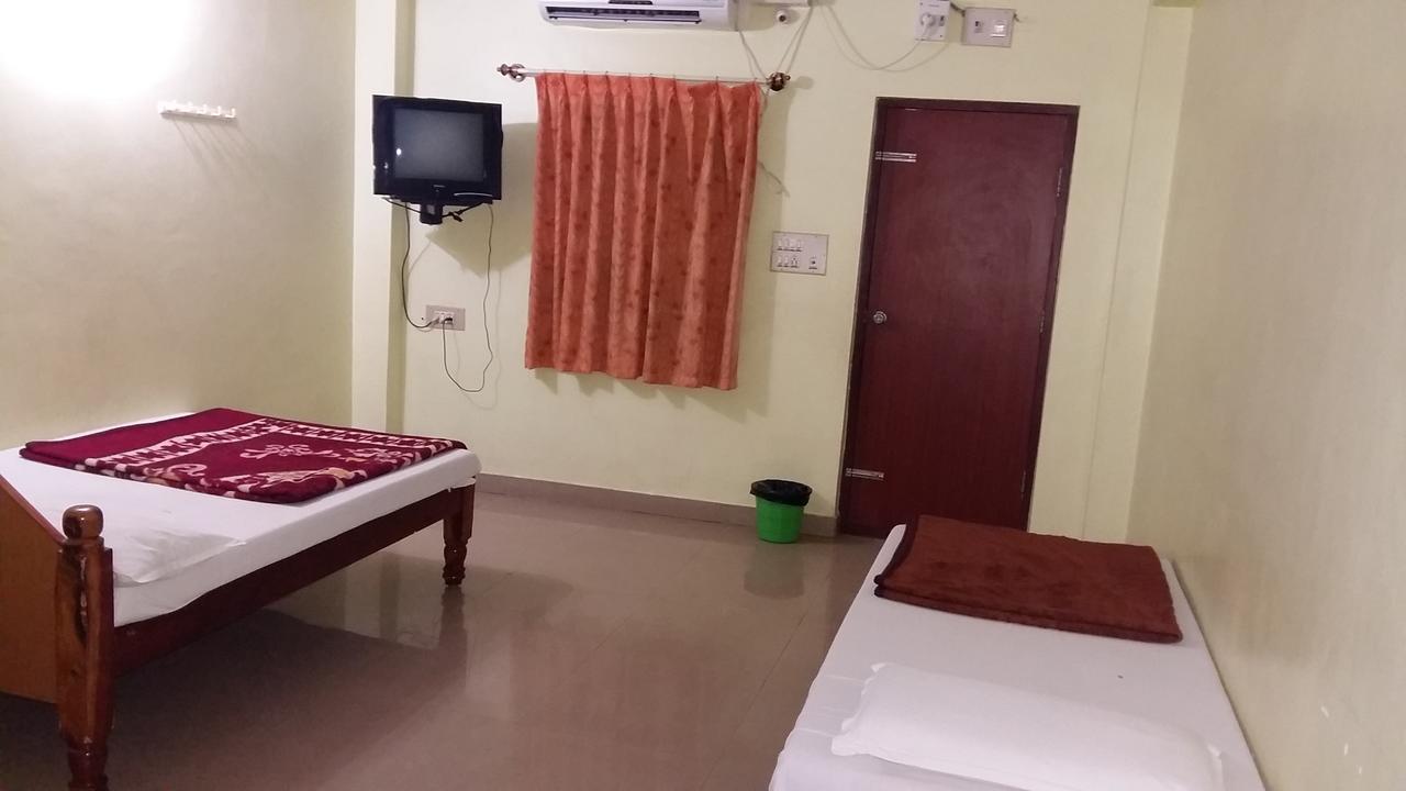 Yashaswiny Recidency Lodge